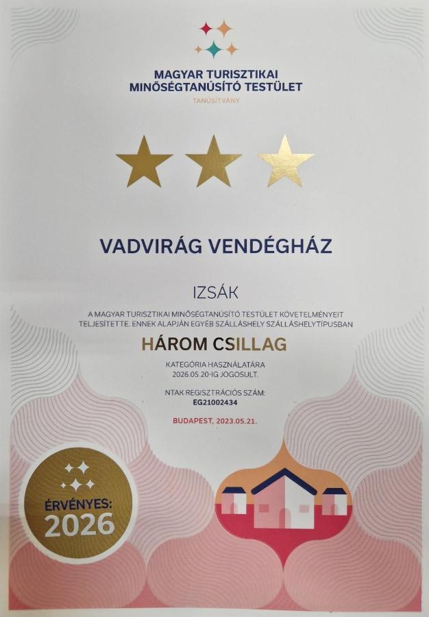 Vadvirag Vendeghaz Hotel Izsak ภายนอก รูปภาพ